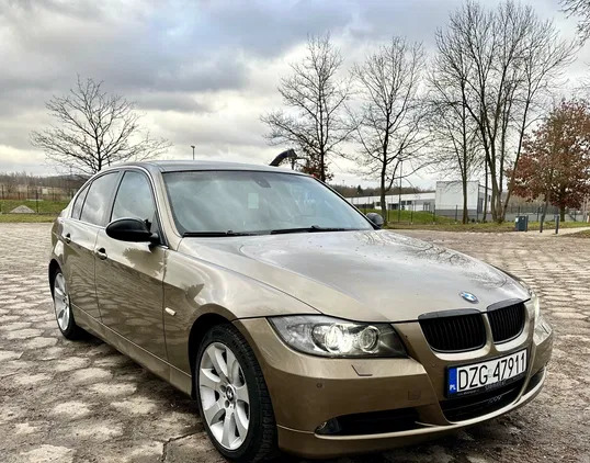 bmw seria 3 BMW Seria 3 cena 26500 przebieg: 425000, rok produkcji 2005 z Bogatynia